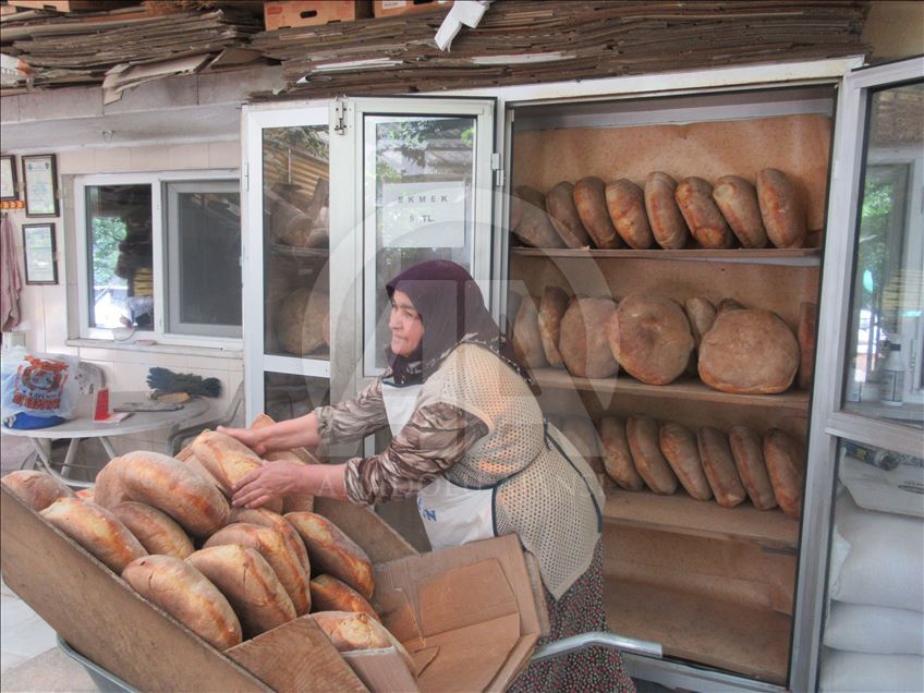 Afyonkarahisar'ın meşhur lezzeti: Patatesli köy ekmeği
