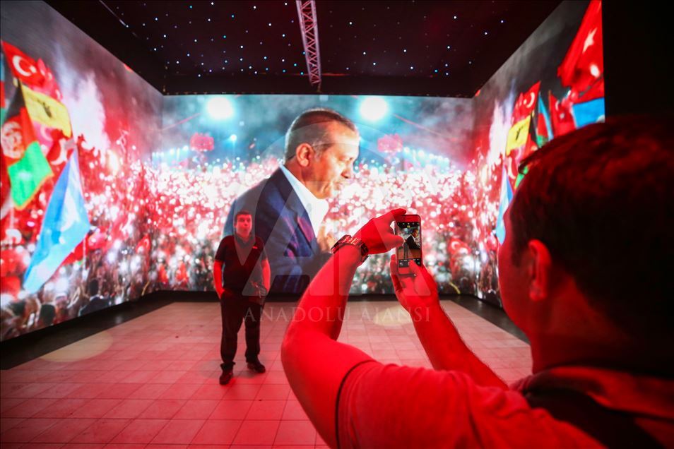 AA'nın "Dijital Gösterim Merkezi"ndeki videosuna yoğun ilgi