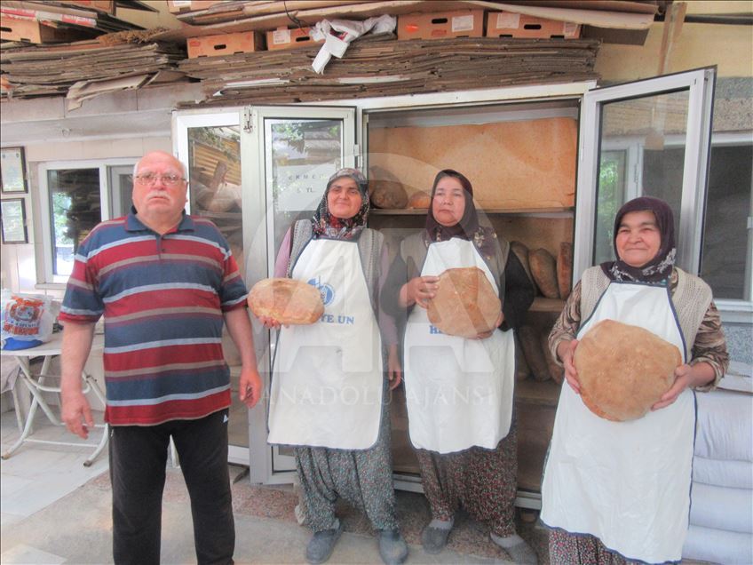 Afyonkarahisar'ın meşhur lezzeti: Patatesli köy ekmeği
