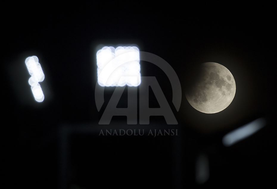 Partial Lunar Eclipse in Istanbul
