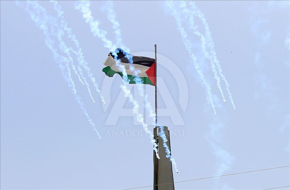 درگیری نظامیان اسرئيل با دانشجویان فلسطینی در کرانه باختری