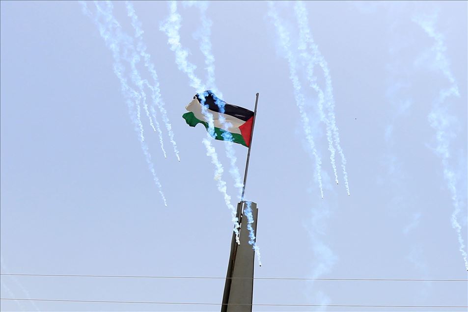 مواجهات بين عشرات الطلبة والجيش الإسرائيلي وسط الضفة
