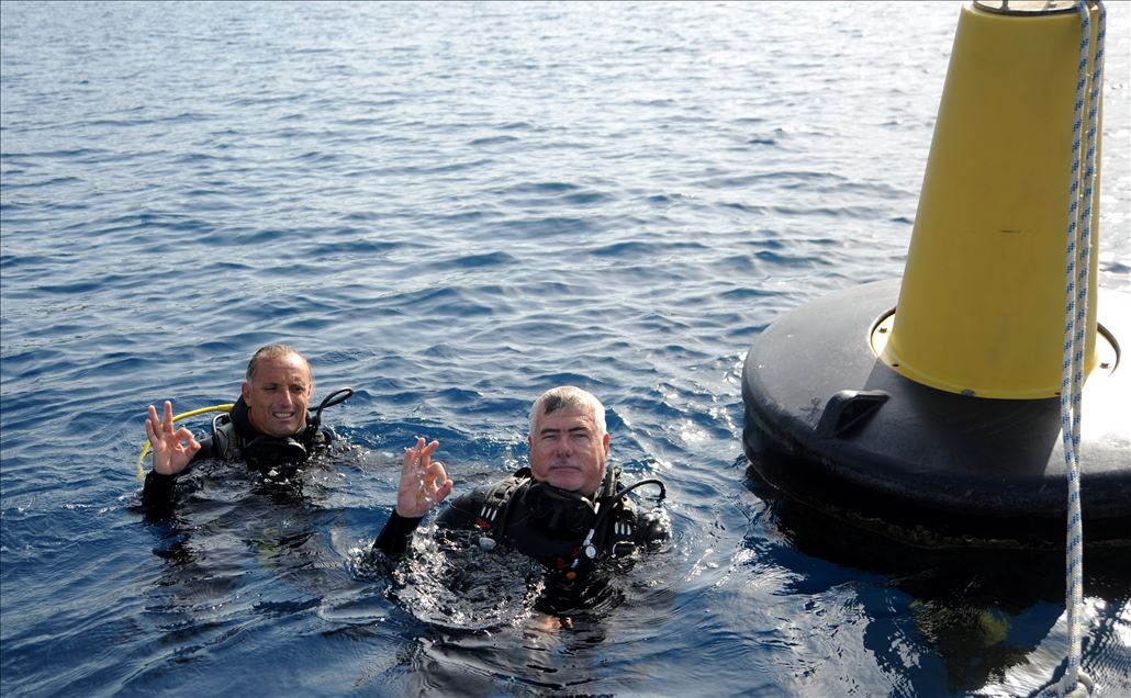 أنطاليا التركية.. حطام سفينة فرنسية يجذب عشاق الغوص
