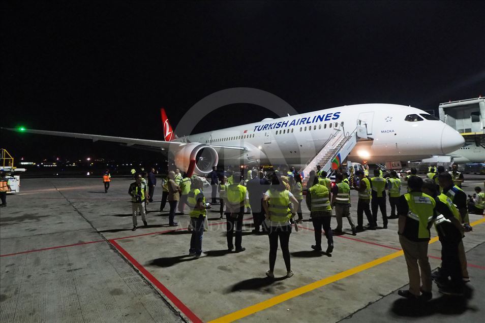 Pendaratan pertama Turkish Airline di Bandara Ngurah Rai Bali