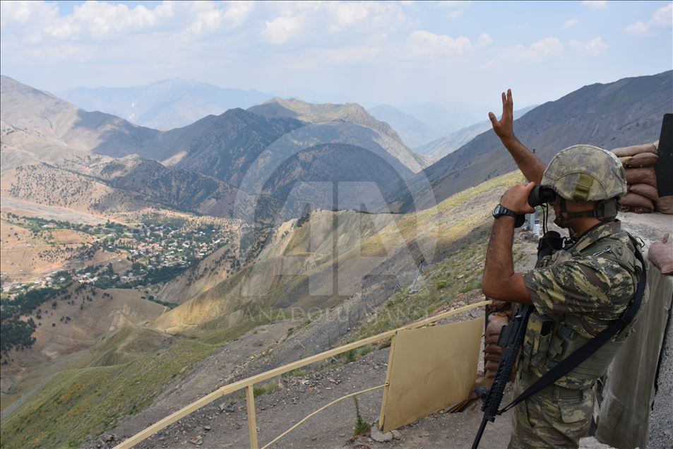 Baba oÄul omuz omuza vatan nÃ¶betinde