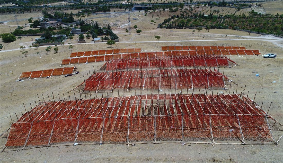 Rengarenk "Antep kurutmalıkları" tezgahlara asıldı