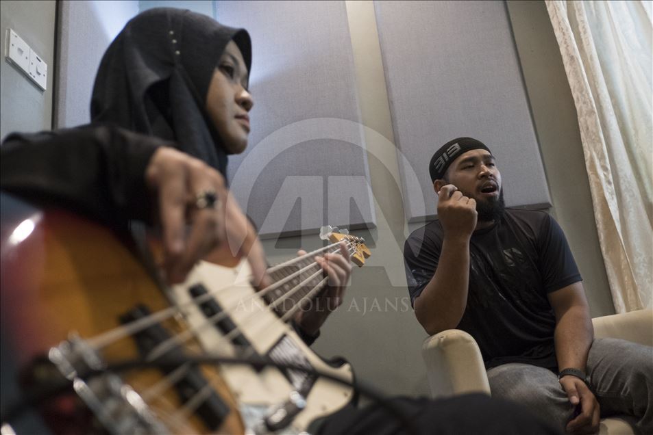 Al Farabi Band - Muslim Heavy Metal Band