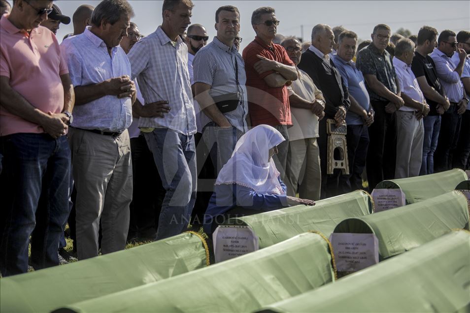 Falet namazi i xhenazes për 86 viktimat nga Prijedori dhe Kotor Varoshi