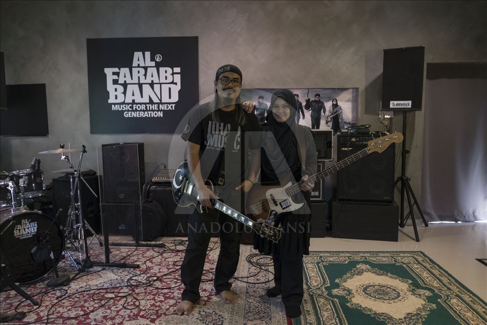 Al Farabi Band - Muslim Heavy Metal Band