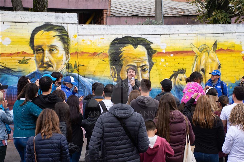 Tour sobre la Independencia de Colombia en el barrio 20 de julio