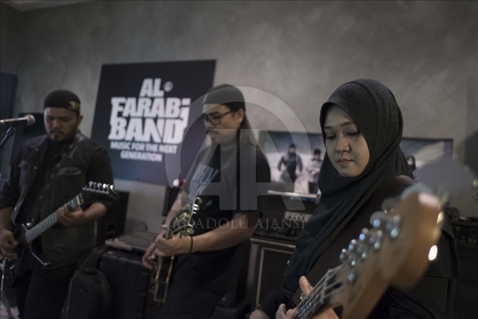 Al Farabi Band - Muslim Heavy Metal Band
