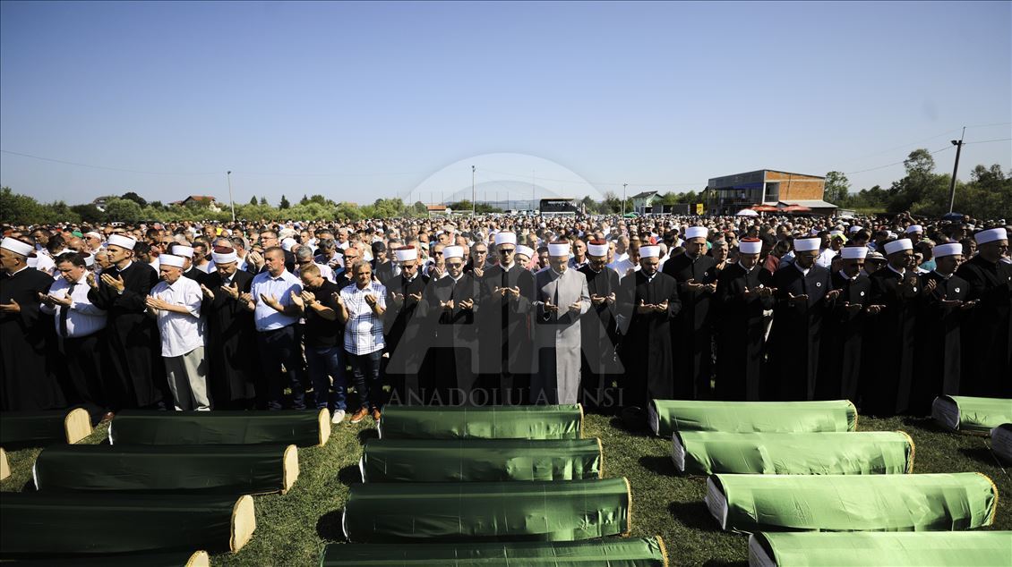 Falet namazi i xhenazes për 86 viktimat nga Prijedori dhe Kotor Varoshi