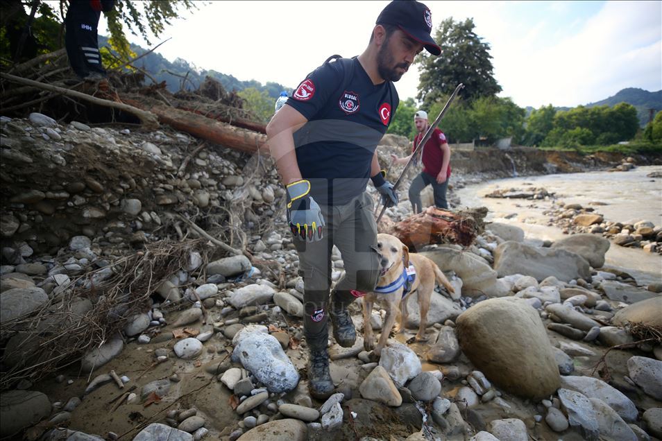 Düzce'deki su baskını ve toprak kayması