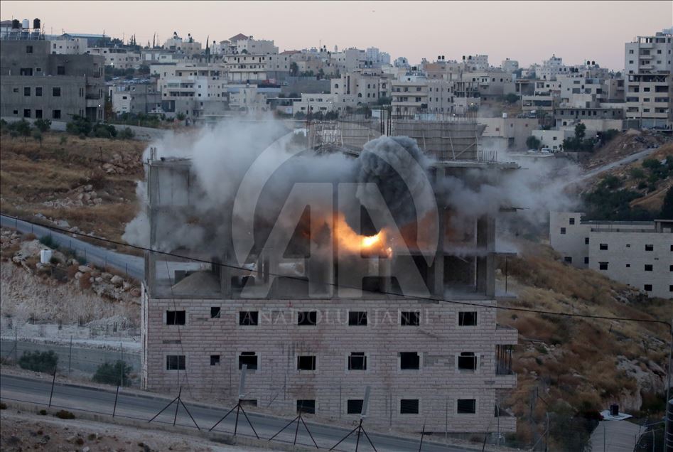 إسرائيل تفجر بناية سكنية في القدس