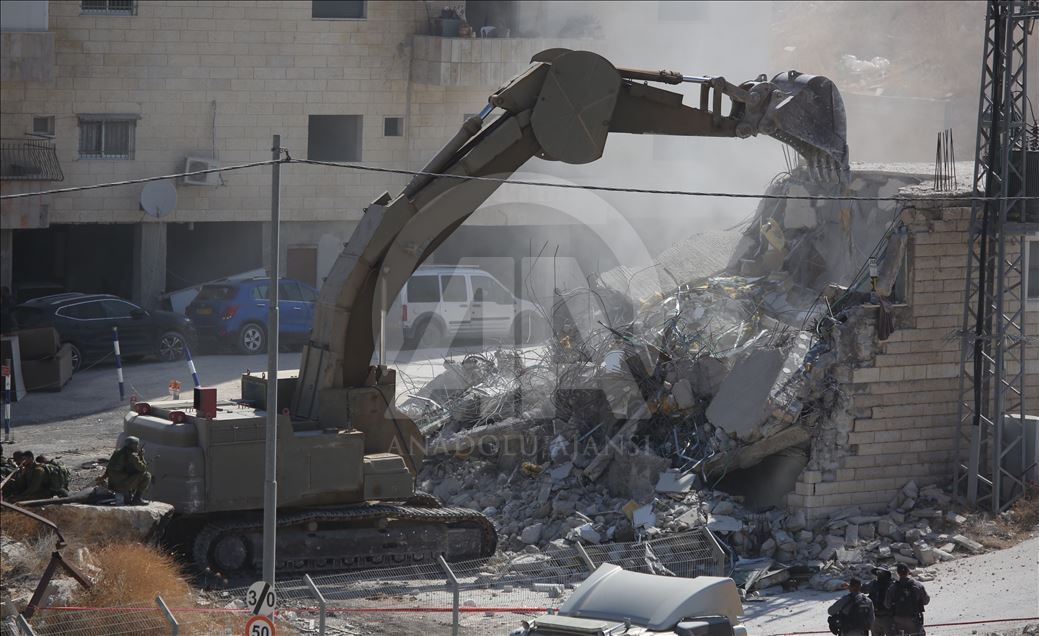 İsrail Doğu Kudüs'te yıkıma başladı