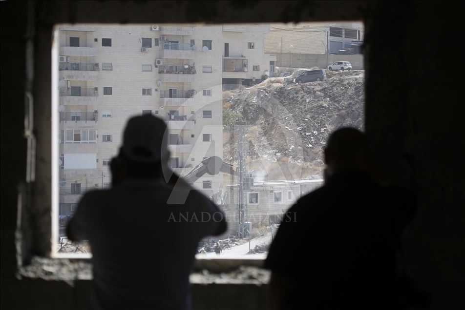 İsrail Doğu Kudüs'te yıkıma başladı