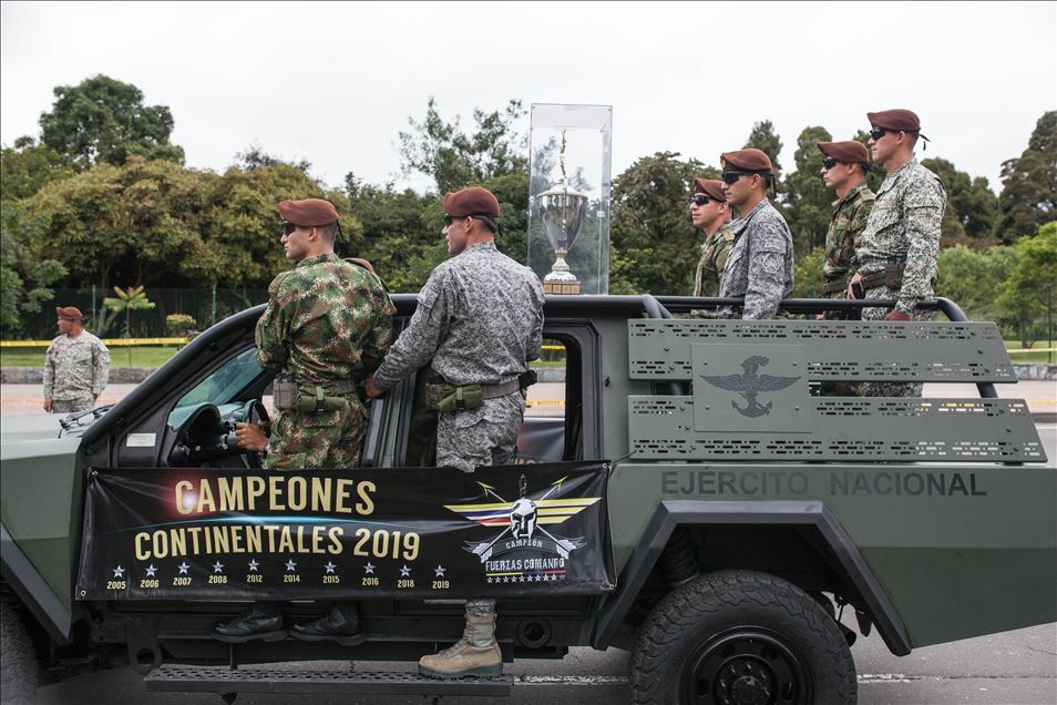 Desfile militar del Día de la Independencia de Colombia