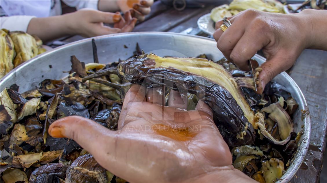 Diyarbakır'da mangal ateşleri "babaganuç" için yanmaya başladı