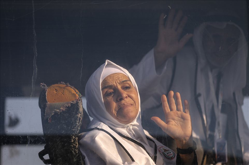 مغادرة أول فوج من حجاج غزة إلى السعودية عبر معبر رفح
