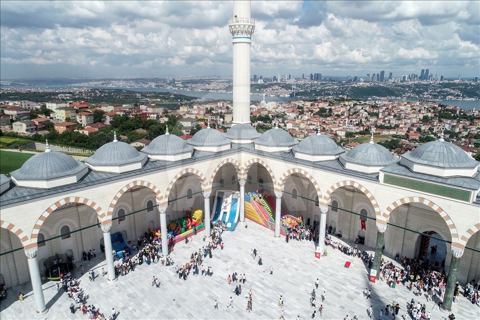 Büyük Çamlıca Camisi'nde Yaz Kuran Kursu Şenliği