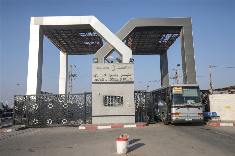 مغادرة أول فوج من حجاج غزة إلى السعودية عبر معبر رفح