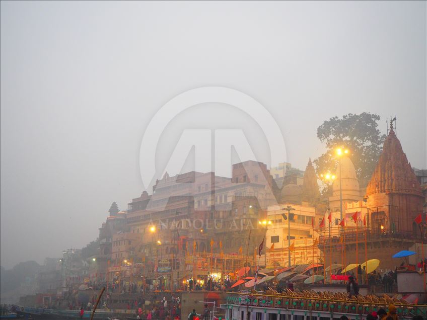 Tajanstveni sveti grad na obali rijeke Ganges 