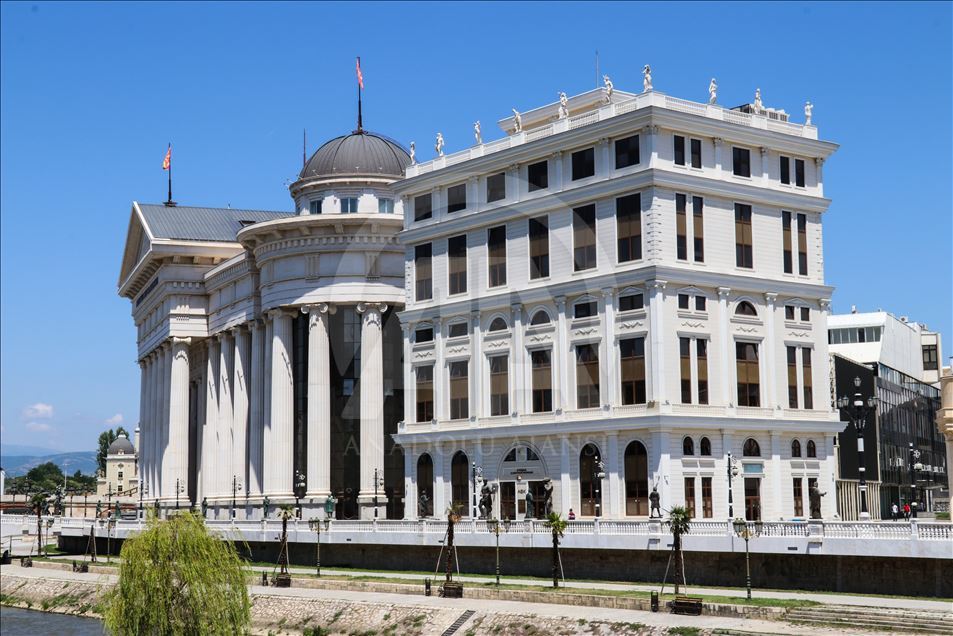 Farklı mimari stillerin kesiştiği Balkan şehri: Üsküp