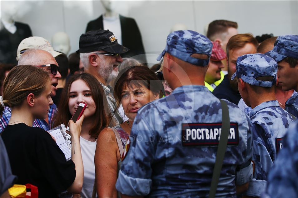 Rusya'da seçim protestosu
