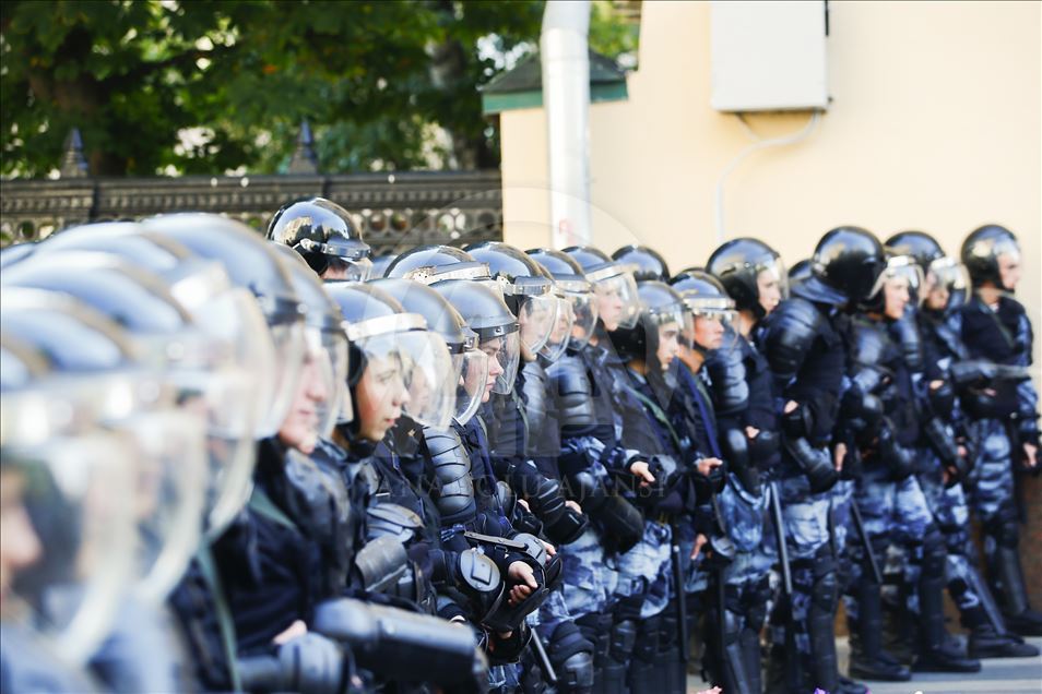 Rusya'da seçim protestosu
