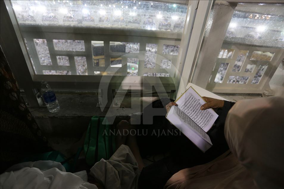 Oración nocturna en la Masjid al-Haram en La Meca