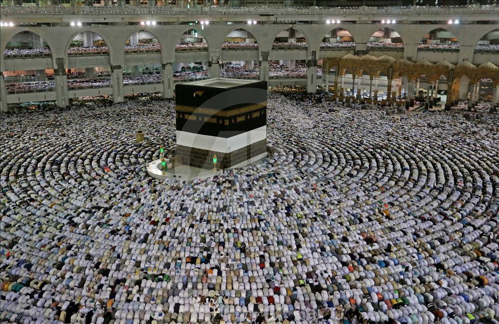 Oración nocturna en la Masjid al-Haram en La Meca