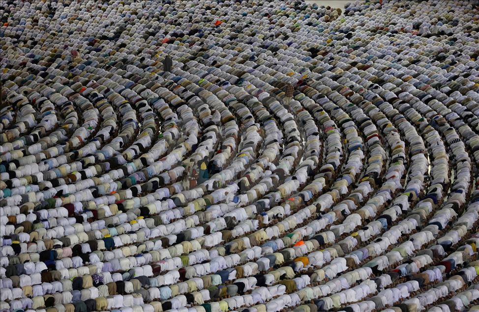 Oración nocturna en la Masjid al-Haram en La Meca