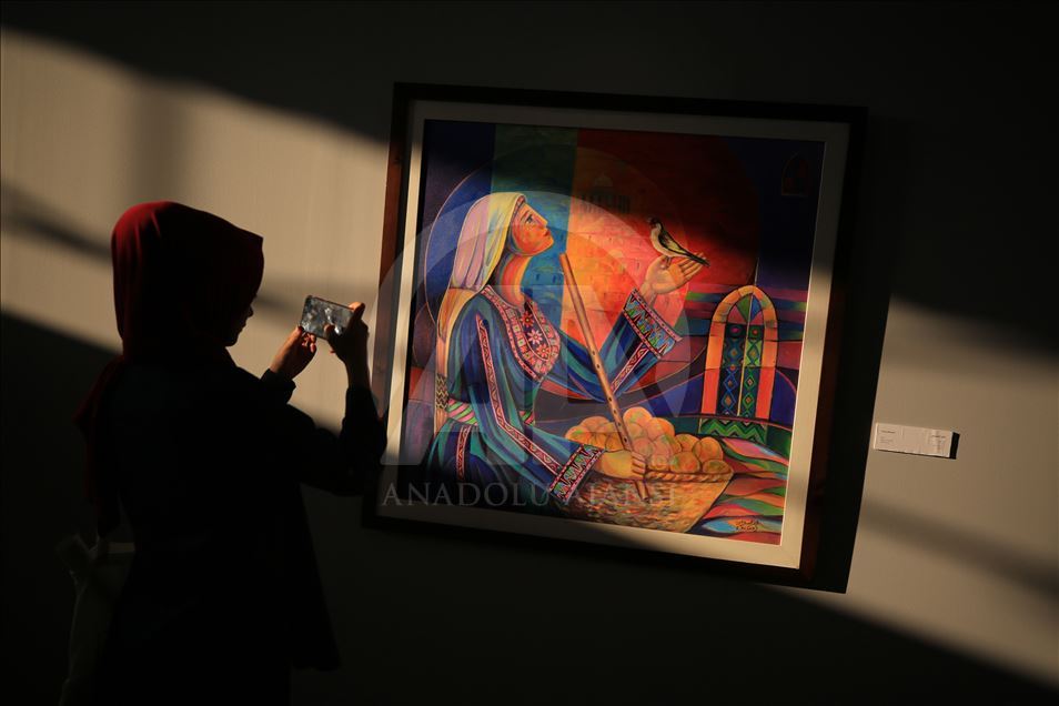 Pameran seni yang dibuka oleh 64 seniman Palestina di Kota Gaza