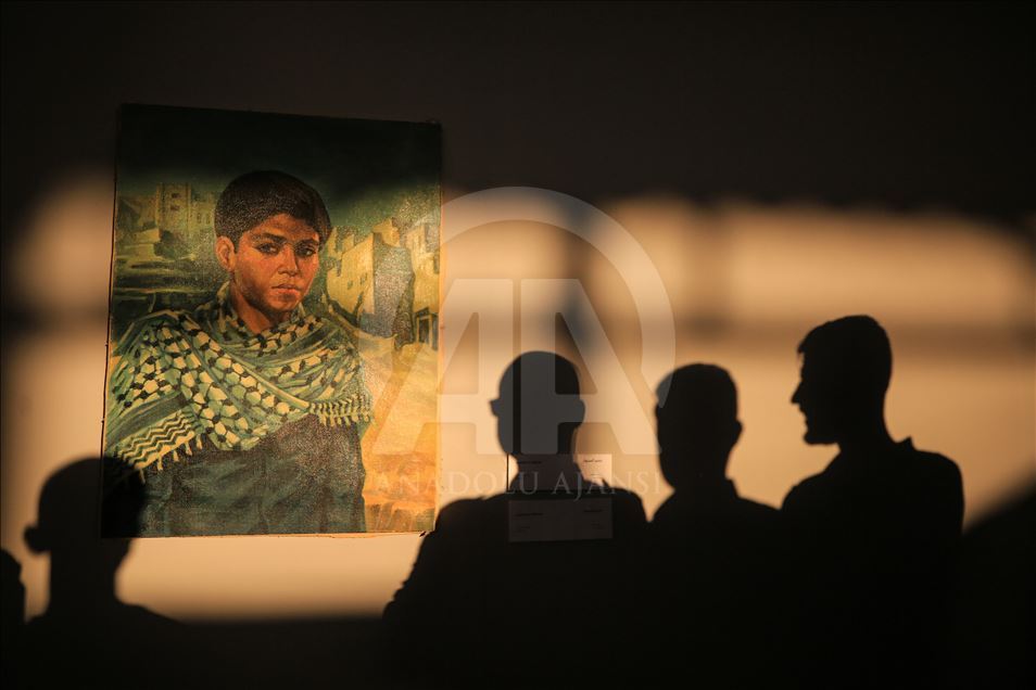 Pameran seni yang dibuka oleh 64 seniman Palestina di Kota Gaza