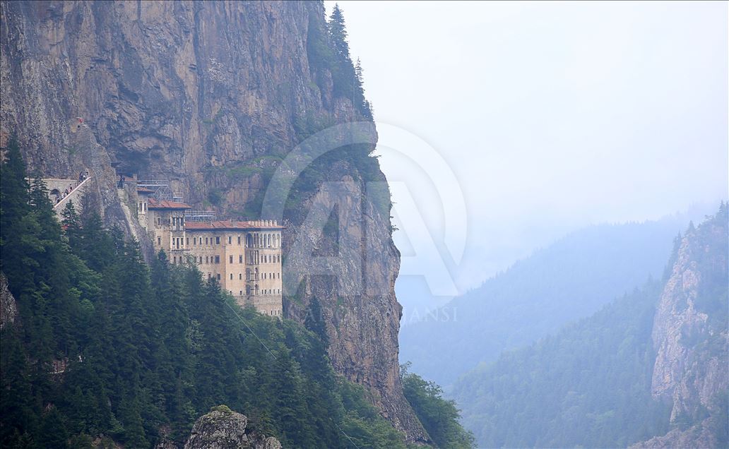 Turqi, Manastiri Sumela synon të mirëpresë 500 mijë turistë