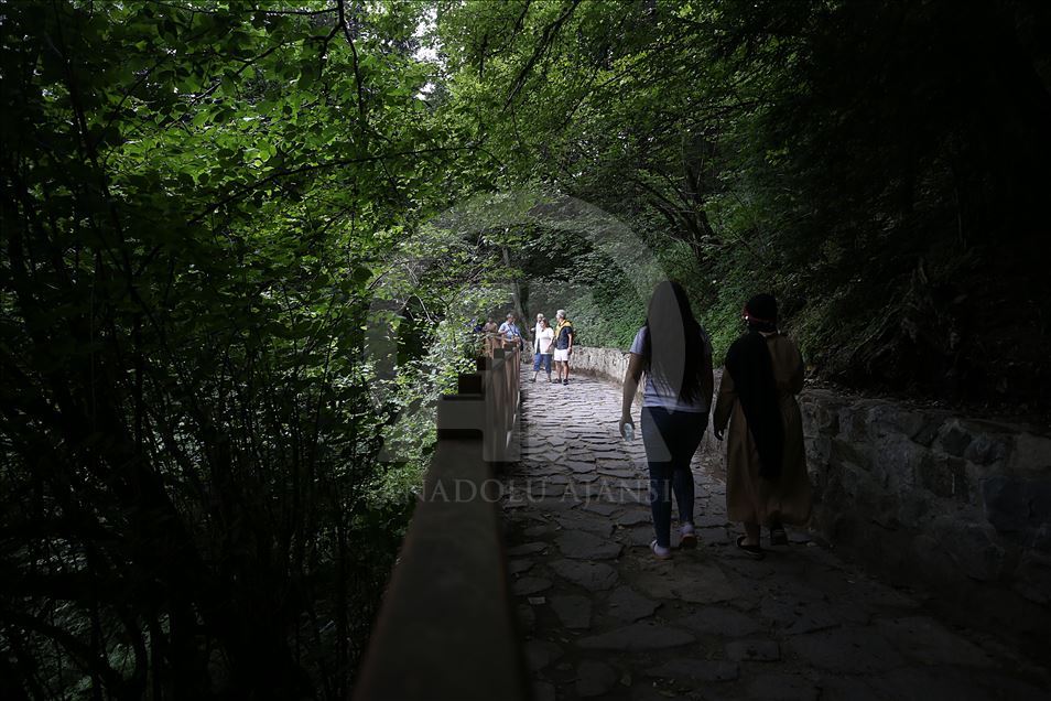 Turqi, Manastiri Sumela synon të mirëpresë 500 mijë turistë