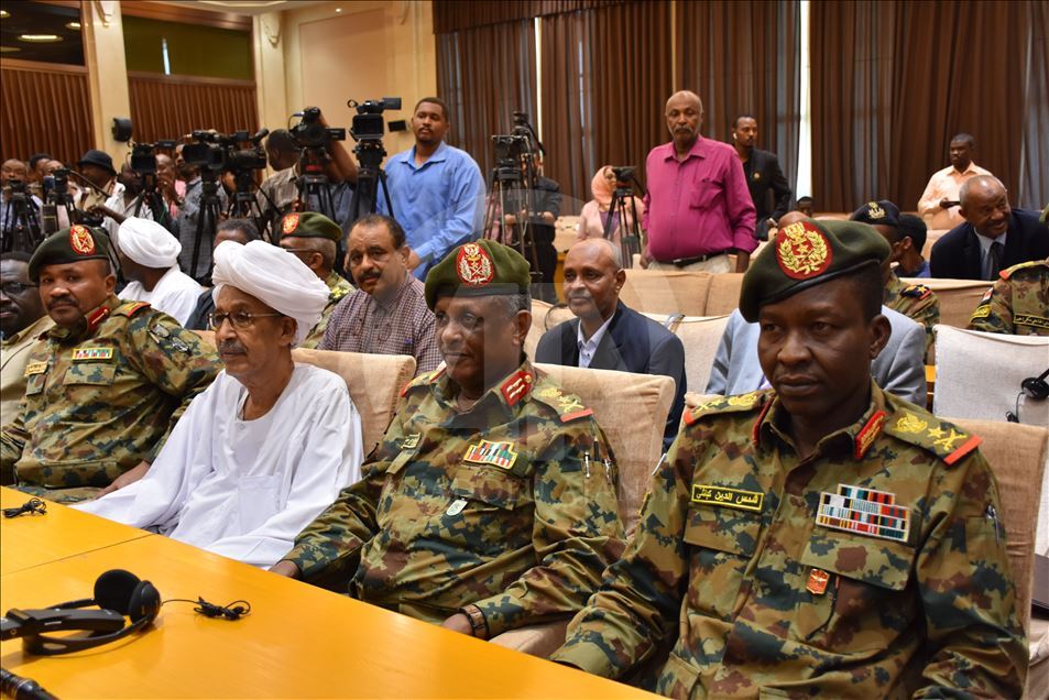 Sudan'da anayasa bildirisi ön anlaşması imzalandı
