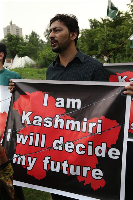 Protest against Indian government's decision on Kashmir in Islamabad