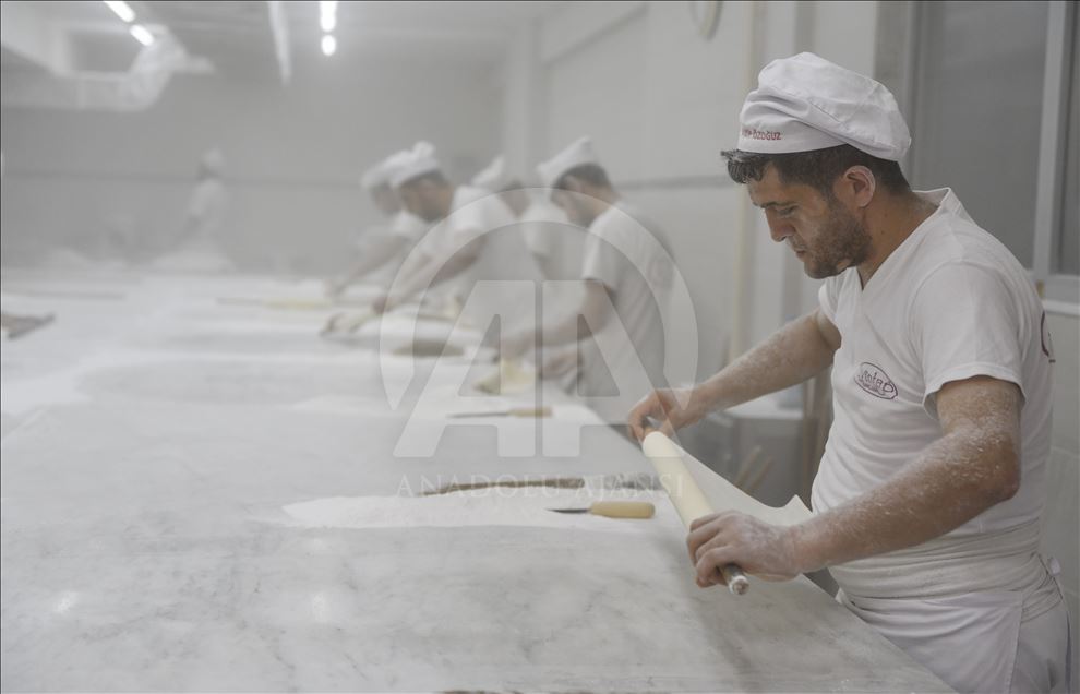 Baklava sellers' sweet rush