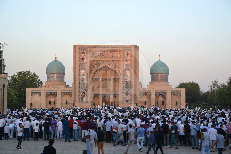 برگزاری نماز عید قربان در ازبکستان