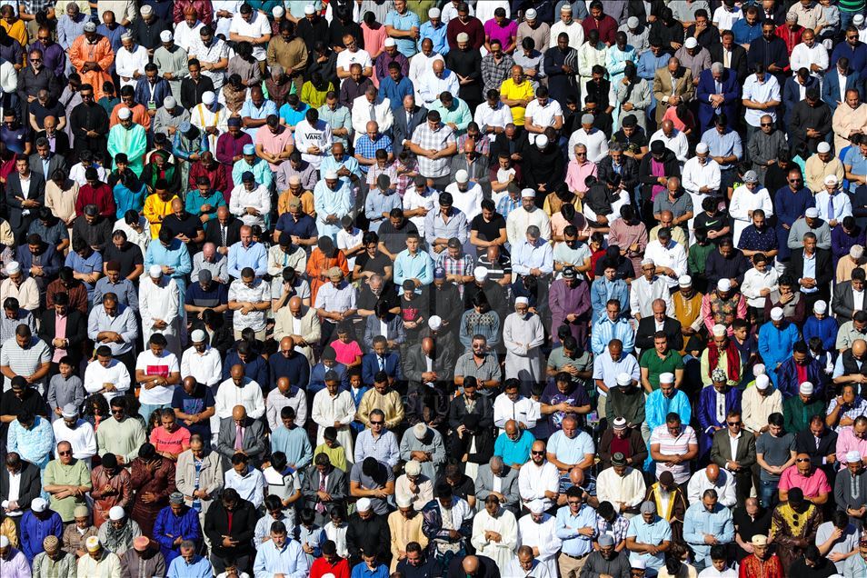 بعد مفاوضات 8 سنوات.. أول صلاة عيد بملعب "ميتلايف" في نيوجيرسي