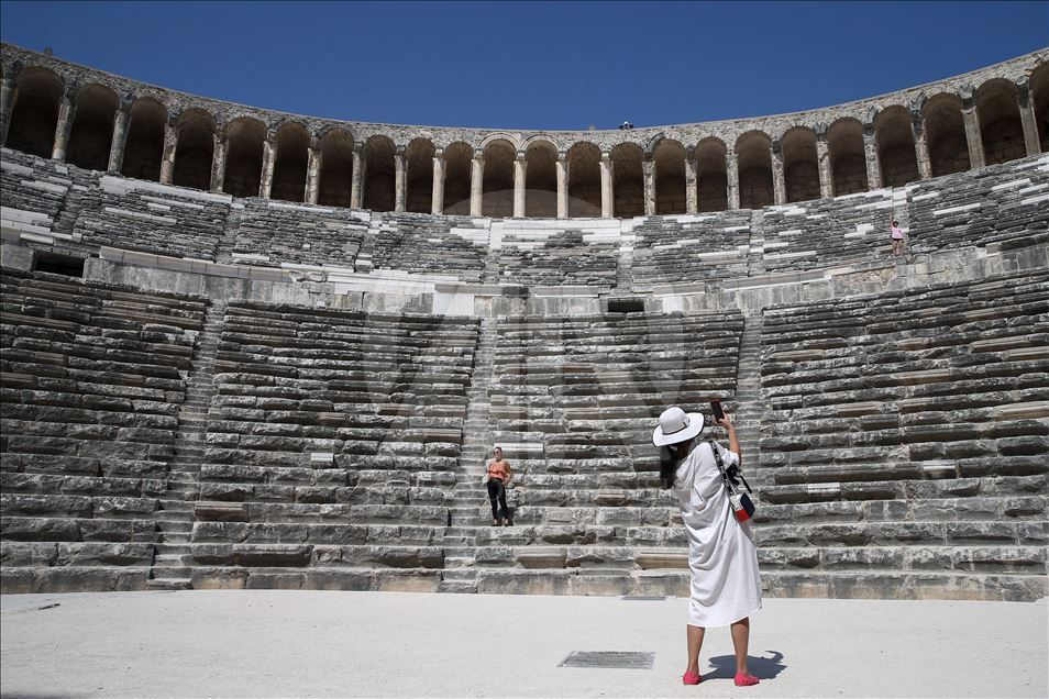 Tarihin görkemli tanığı: Aspendos