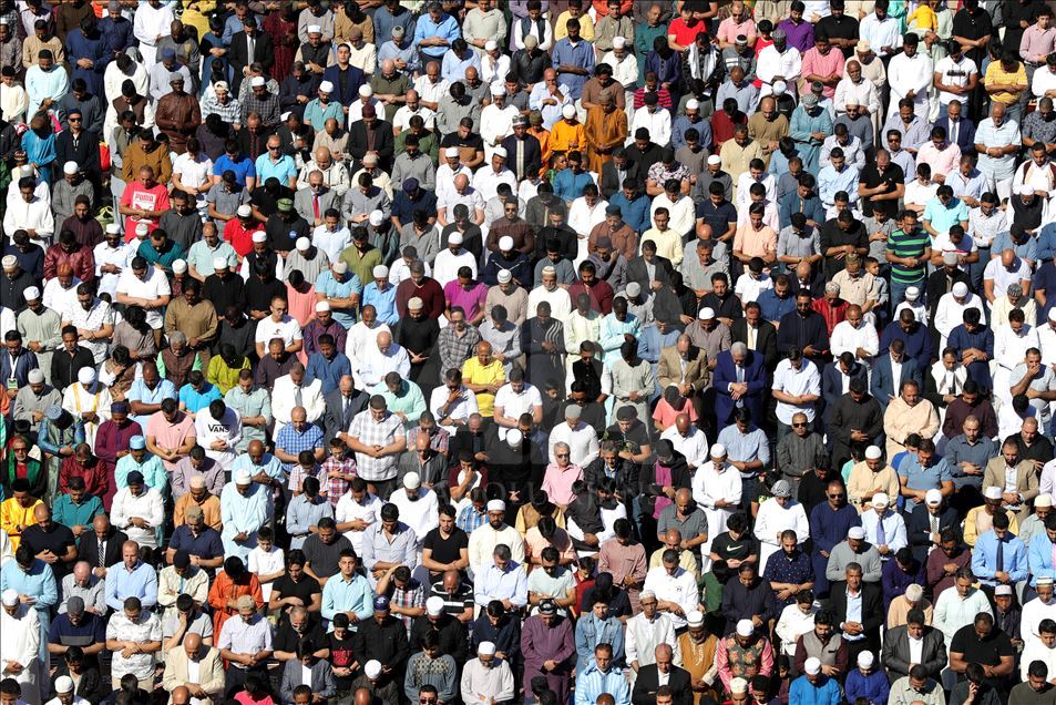 بعد مفاوضات 8 سنوات.. أول صلاة عيد بملعب "ميتلايف" في نيوجيرسي