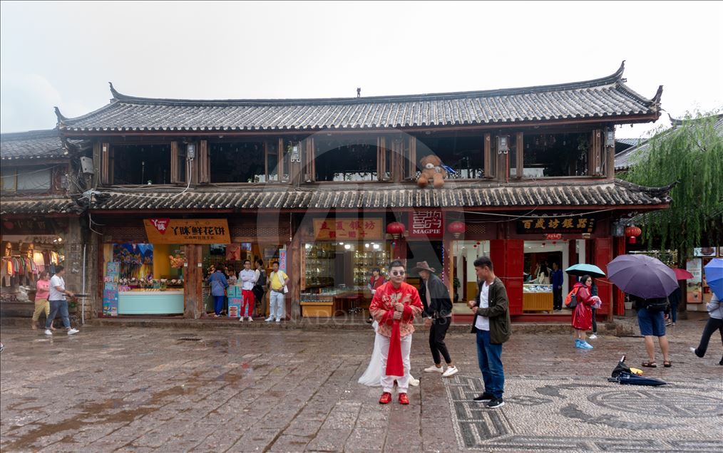 Lijiang, qyteza antike në shpatet e Himalajave