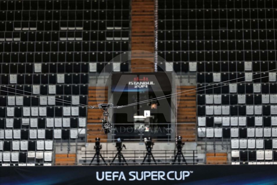 El Vodafone Park se prepara para la Supercopa de la UEFA 2019