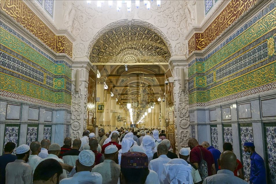 زیبایی بینظیر مسجدالنبی هنگام طلوع خورشید