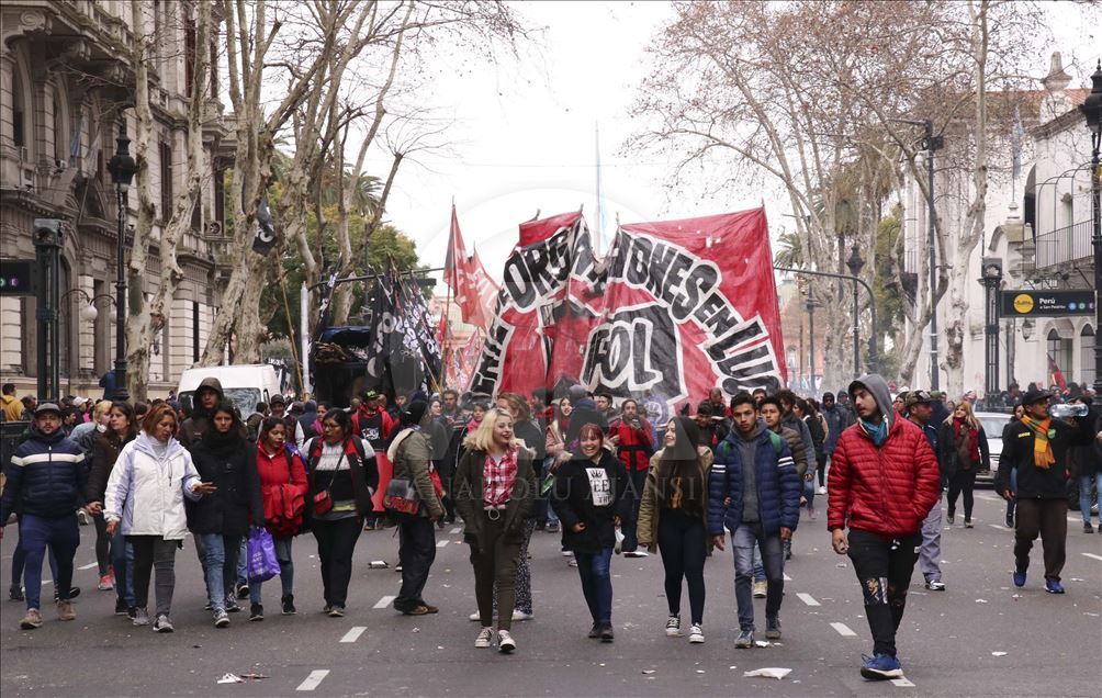  Protestas contra la crisis económica en Argentina