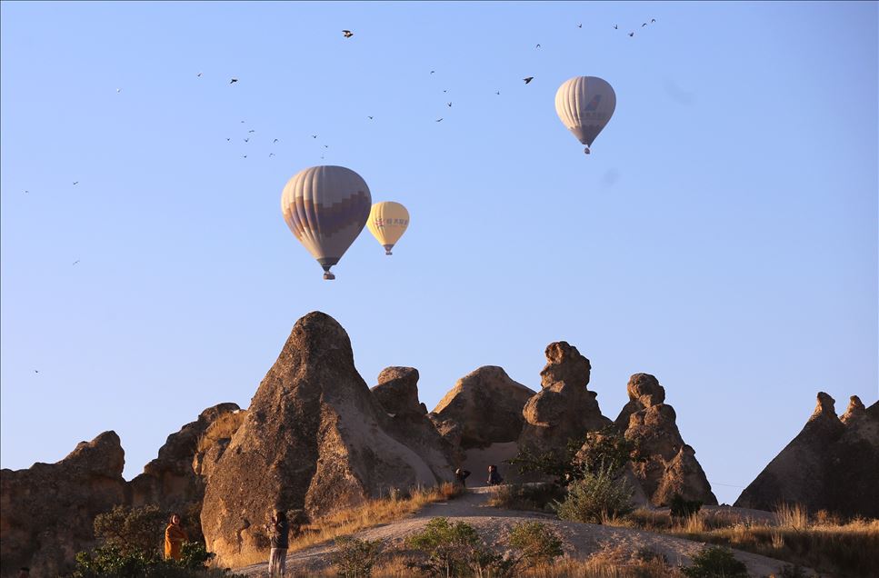 SÄ±cak hava balonlarÄ± Kapadokya'ya renk katÄ±yor