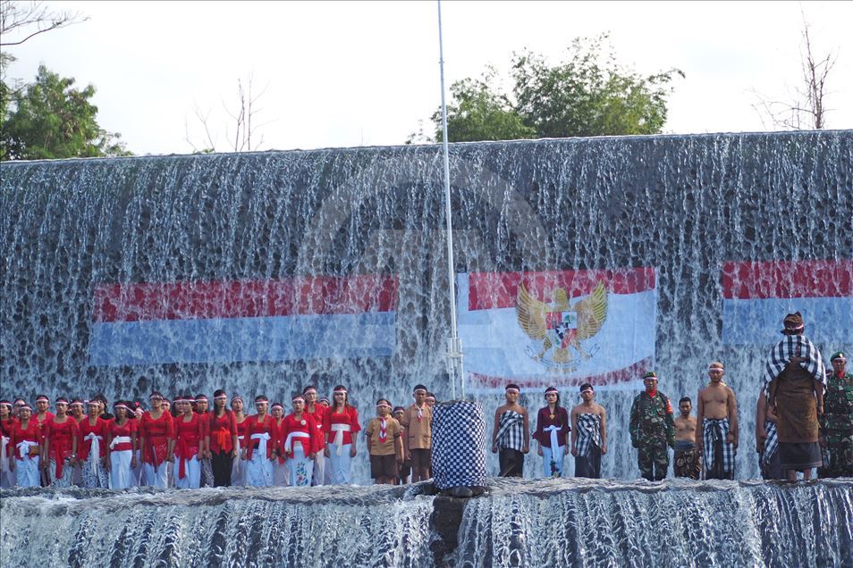 Upacara peringatan HUT RI ke-74