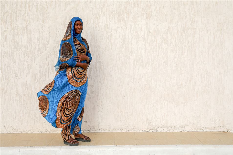 Raznobojna odjeća na ulicama afričkog grada Nouakchotta